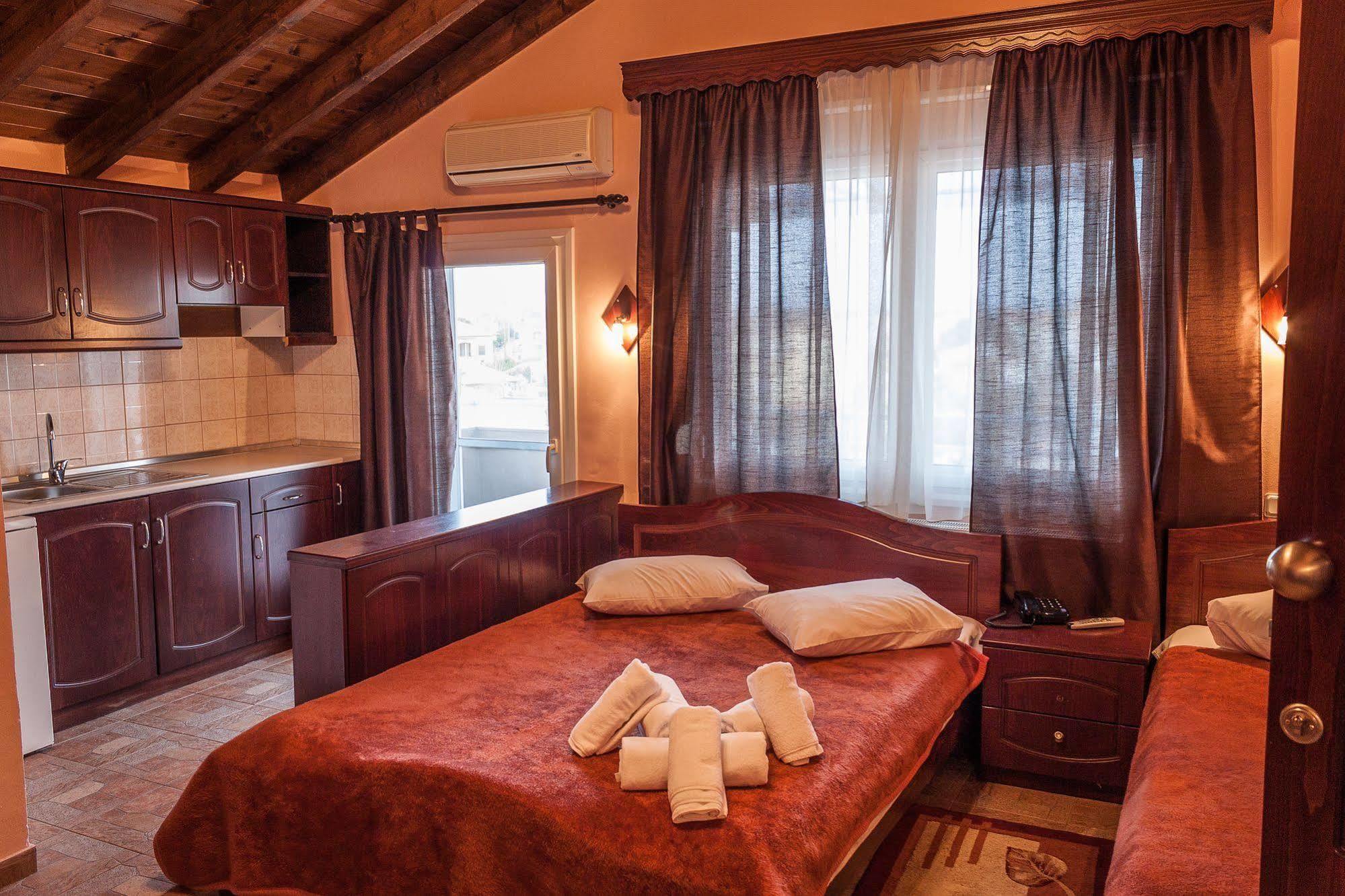 Filippion Hotel Керамоти Екстериор снимка